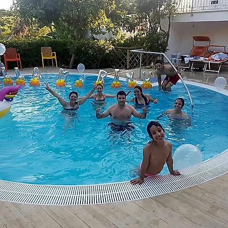Marinu מלון